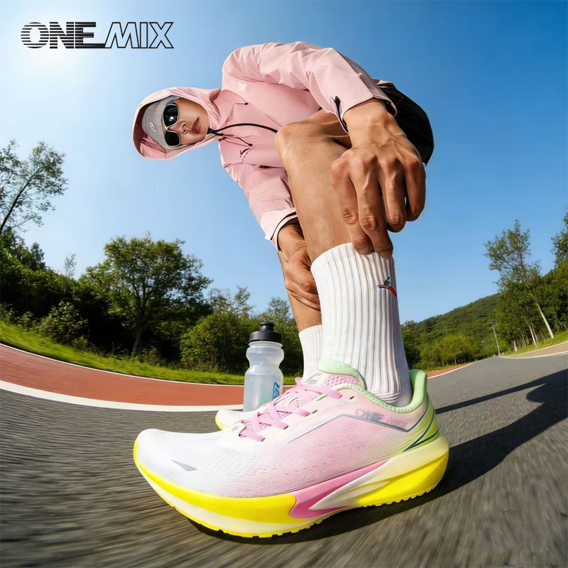 Reflective Night Running Shoes - ONEMIX Erkekler için Koşu Ayakkabıları Süper