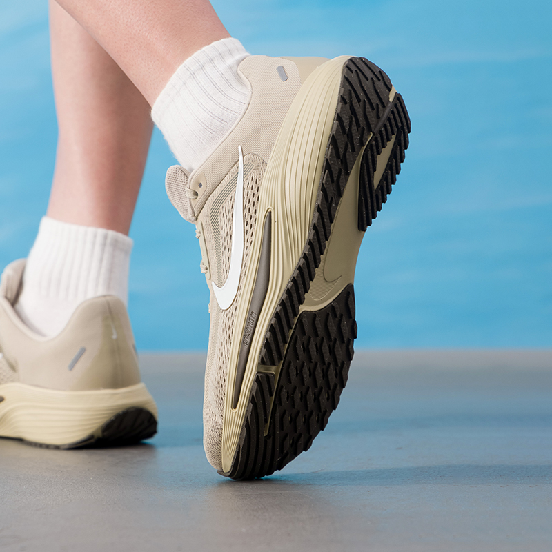 Nike Erkek Ayakkabıları, Oriji - Lightweight Road Running Shoes incelemesi ve fiyatı
